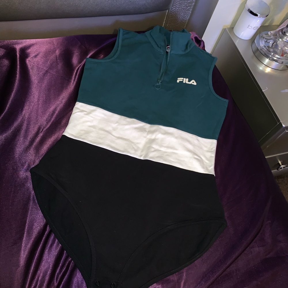 Fila bodysuit ✨